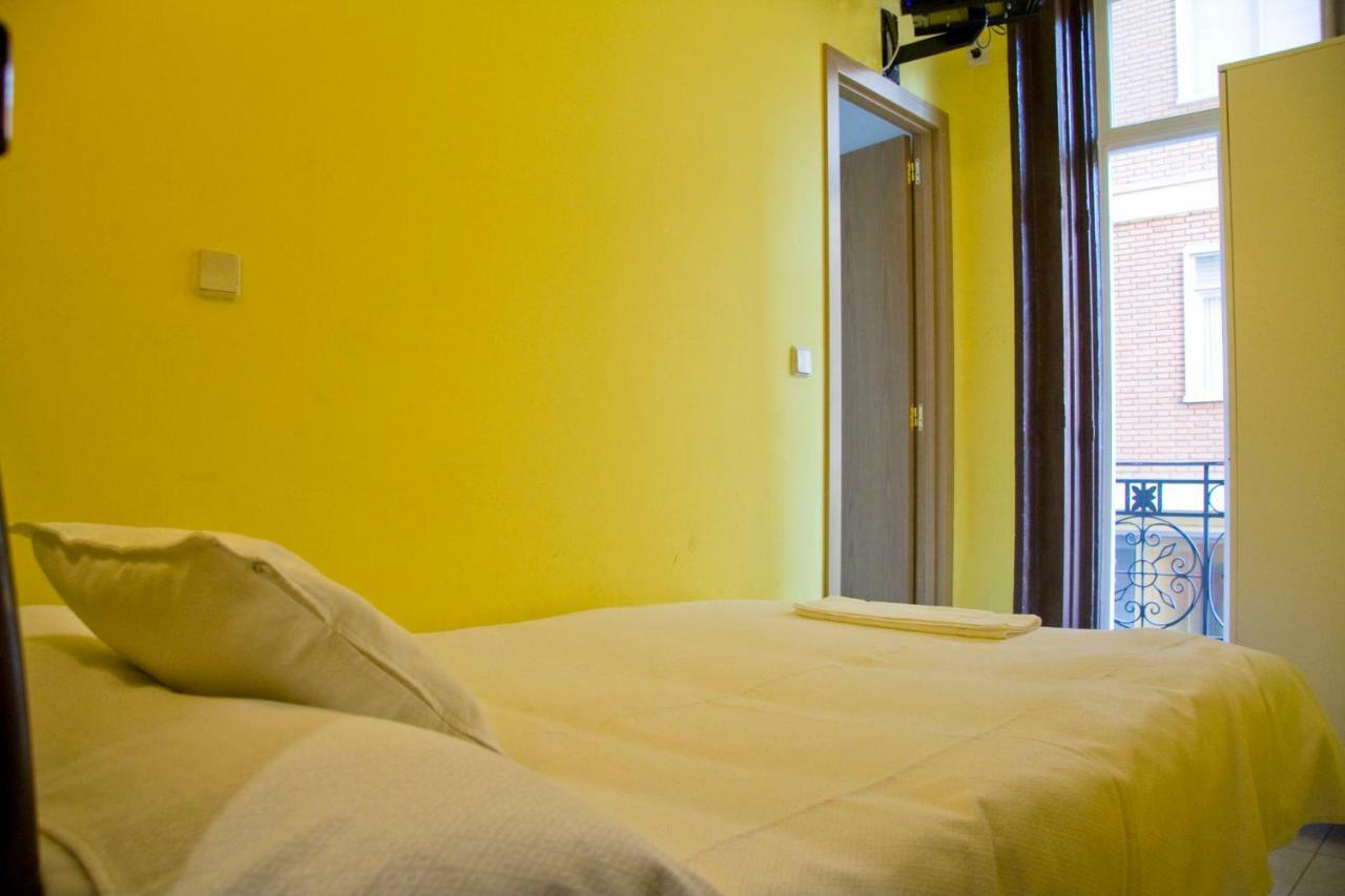 Hostal Abitum Madrid Exteriér fotografie