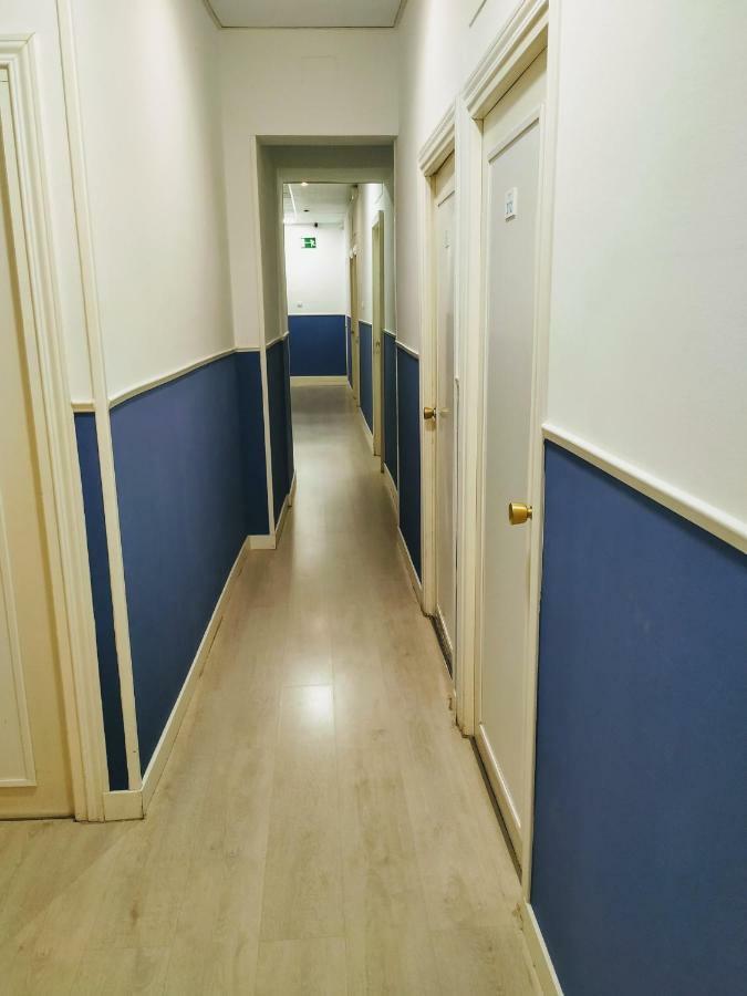 Hostal Abitum Madrid Exteriér fotografie